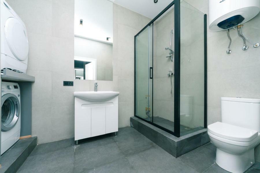 Hotrent Pechersk Lesy 20/22 Kiev Esterno foto